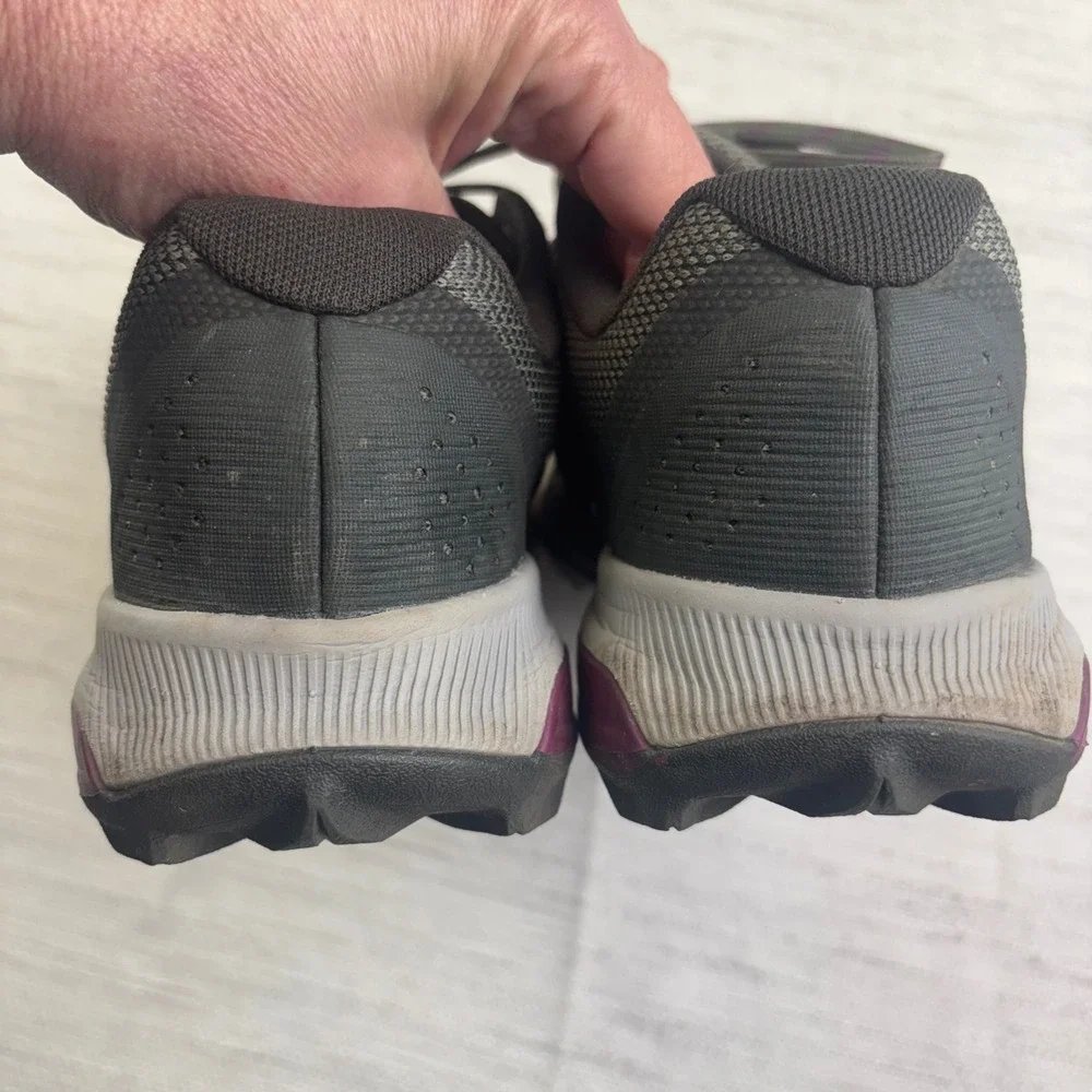 Merrell Women Merrell Zion FST Waterproof Hiking Shoe Dark Gray Purple Size 7.5 - Picture 3 of 5